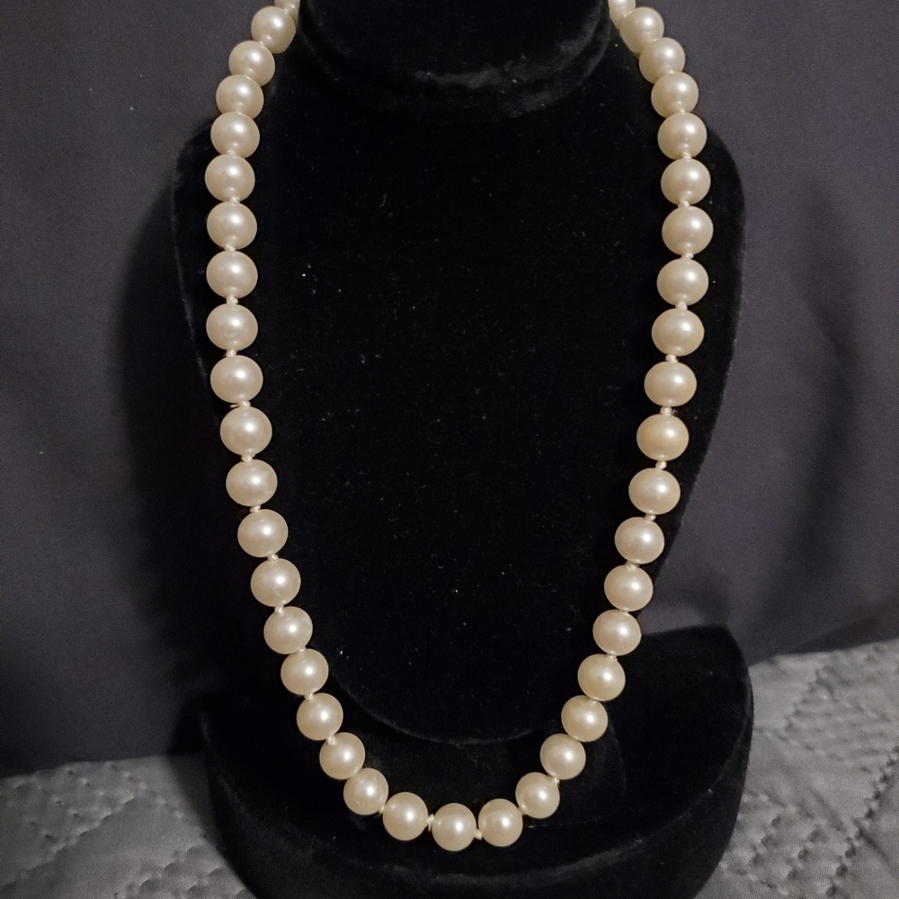 Vintage Faux-Pearls